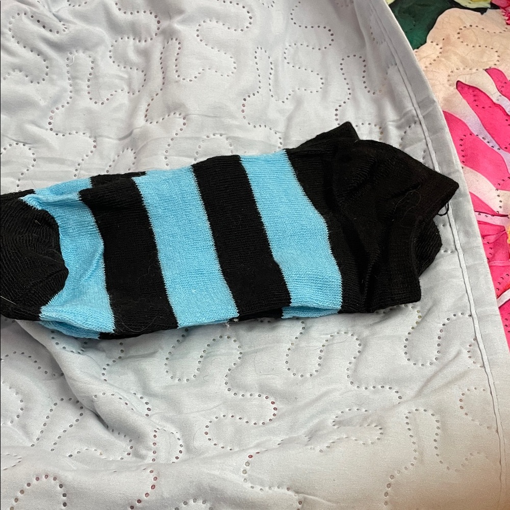 Black and blue striped ankle socks